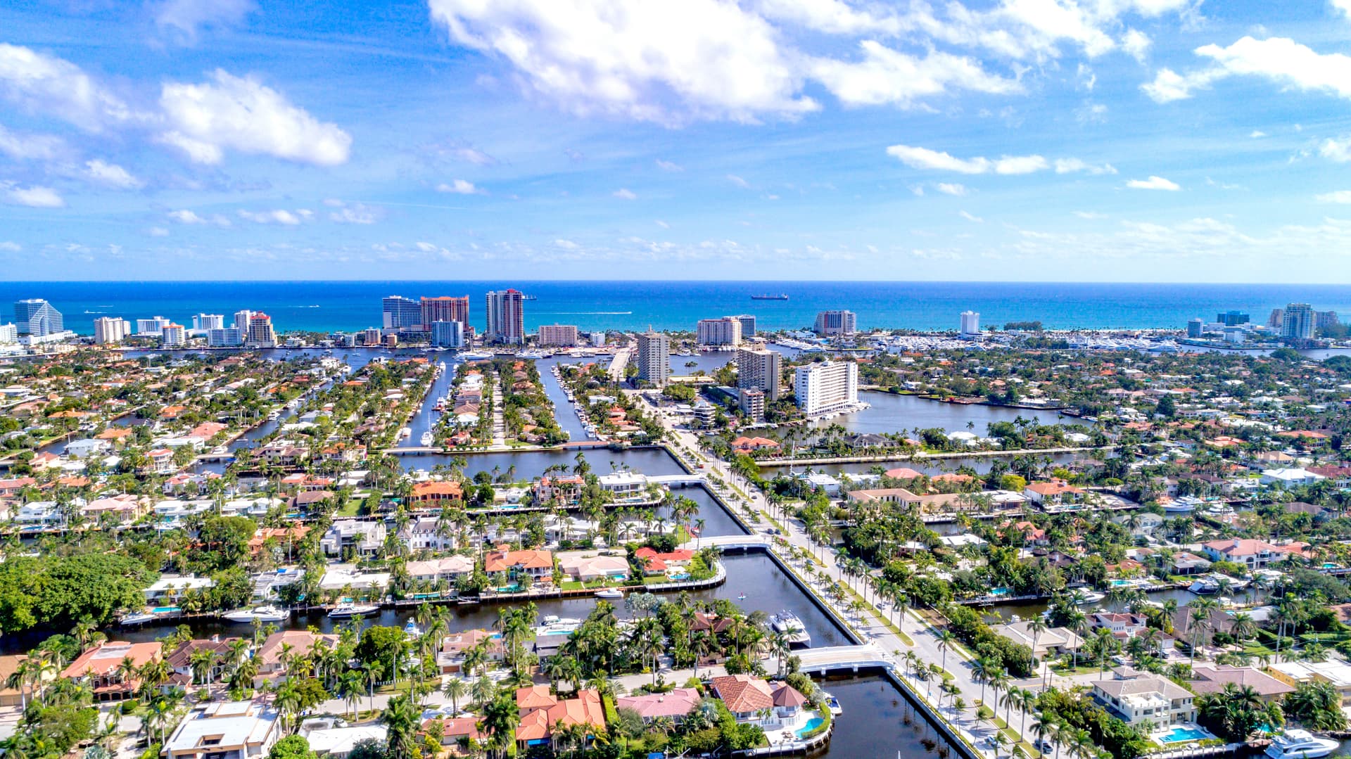 listings For Sale in Las Olas Isles